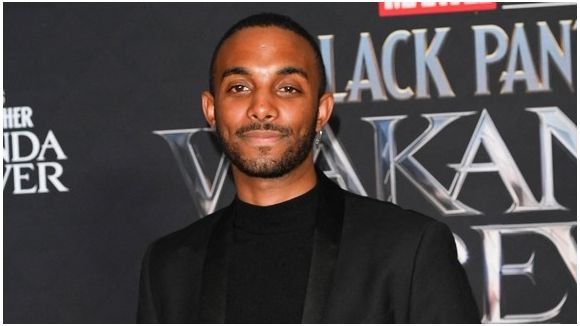 Star Ac : Chris chante sa "descente aux enfers"