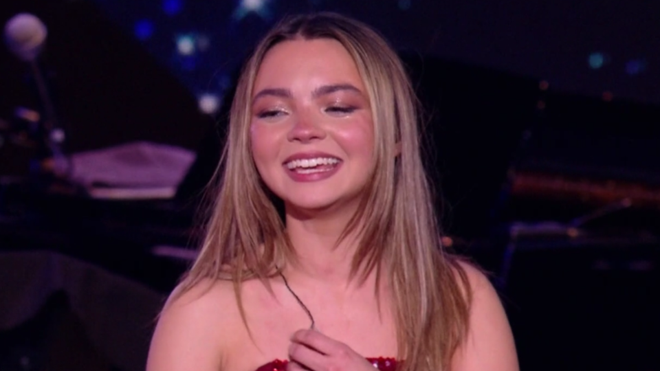 Star Ac : Mélissa éliminée, pourquoi avait-elle le sourire lors de son départ ?