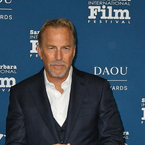 "Je voyais bien qu'elle essayait de me parler" : il y a 38 ans, Kevin Costner recevait une leçon d'humilité de la part d'une fan