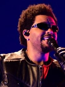 "Avant que je m'en aille..." : The Weeknd fait une annonce fracassante en plein concert