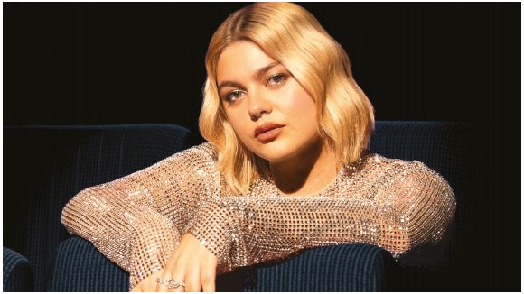 Louane : 100.000 ventes pour "Sentiments" !