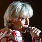 Lio vit "à découvert en permanence"