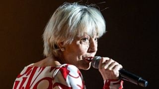 Lio vit "à découvert en permanence"
