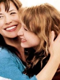LOL : c'est officiel, la suite est en route avec... Sophie Marceau, 17 ans après ! Début de tournage imminent avec un twist