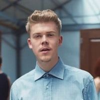 Charles (Star Academy) se met à la danse dans son clip