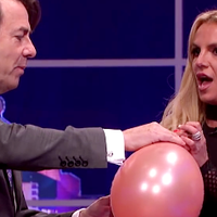 Britney Spears reprend Taylor Swift sous hélium