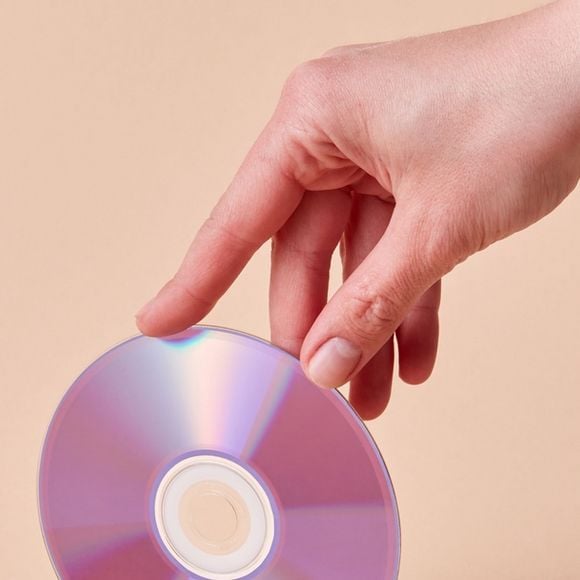 Le CD naissait il y a 44 ans : quel est le tout premier disque de l'histoire ?