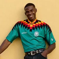 Les 3 règles à suivre pour être stylé avec un maillot de foot cet été pour la Coupe du Monde 2026