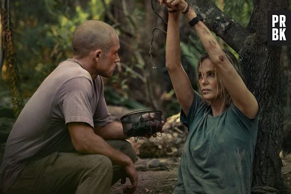 Charlize Theron et Taron Egerton dans Apex