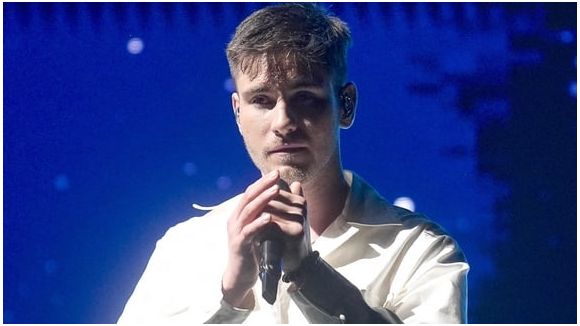 Julien (Star Ac) malade : sera-t-il à Bercy ?