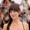 "Pas d'argent pour le loyer" : Dakota Johnson est la fille d'un acteur célèbre, ami de Bruce Willis, et pourtant elle a galéré au début de sa carrière