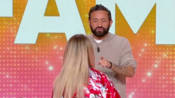 "Je n'ai rien en dessous" : Polska surprend Cyril Hanouna avec sa tenue dans TBT9