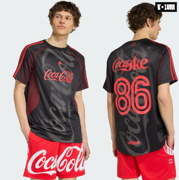 Deux maillots iconiques pour fêter l'été 2026