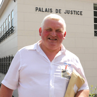 Thierry Olive absent du prime des 20 ans de L'amour est dans le pré : ce qu'il s’est passé en coulisses