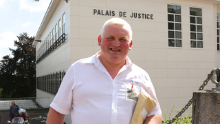 Thierry Olive absent du prime des 20 ans de L'amour est dans le pré : ce qu'il s’est passé en coulisses