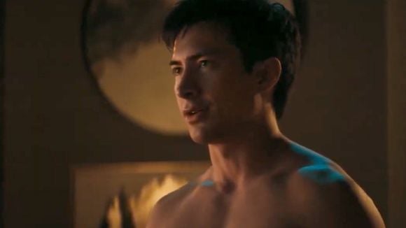 C'est la série la plus torride de 2025 et son casting était encore plus intense, "J'ai cru qu'il allait me prendre"