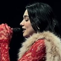 Dua Lipa reprend "Sensualité" d'Axelle Red