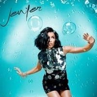 Jenifer danse "Sur le fil" dans son nouveau clip