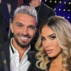 "On est en période de crise" : divorce imminent pour Manon et Julien Tanti ? Elle prend enfin la parole