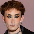 Victor déjà en studio après la "Star Academy"
