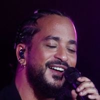 Slimane dévoile un extrait de son nouveau single