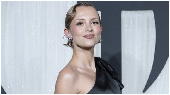 Angèle : premier extrait de son single avec Justice