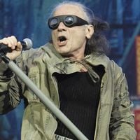 "Quelle honte" : le concert d'Iron Maiden à Paris interrompu par une coupure de courant, le chanteur furieux