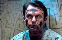 Sam Neill : bande-annonce du film L'antre de la folie.