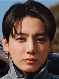 Jung Kook transforme Calvin Klein : sa première capsule mode va s'arracher