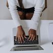 Une entreprise souhaitait tester la semaine de quatre jours. Elle a fini par licencier un employé car il cumulait deux emplois