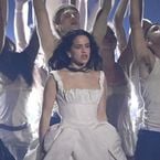 Rosalia interrompt son concert à Milan