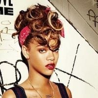 Rihanna : "Birthday Cake" version longue
