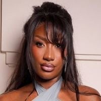 Aya Nakamura : une star internationale sur son album !
