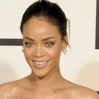 Rihanna : "American Oxygen" le 17 mars