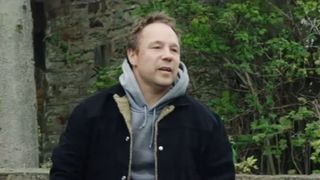 Si vous aimez Adolescence, ses créateurs vous proposent une autre série bouleversante en 4 épisodes et avec un score parfait