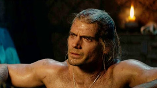 De retour à l'entraînement : Henry Cavill montre à nouveau ses muscles, en préparation du remake d'un classique de la fantasy