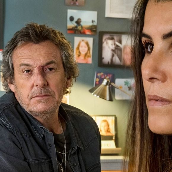 Karine Ferri dans Léo Mattéi