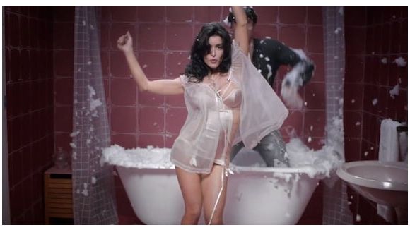 Jenifer : le clip "Les jours électriques"