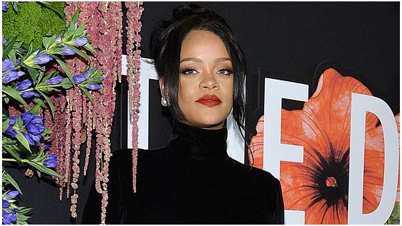 Rihanna explique le retard de l'album