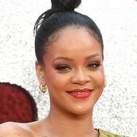 Rihanna confirme enregistrer son nouvel album