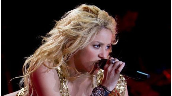 B. Spears/Shakira en duo cet été ? Le démenti !