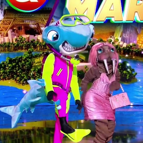 Mask Singer 2026 : deux stars de Youtube étaient cachées dans les costumes du Requin-marteau et du Morse !