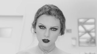 Taylor Swift a-t-elle joué secrètement dans l'une des meilleures séries du moment ? Une actrice répond à la théorie qui affole Internet