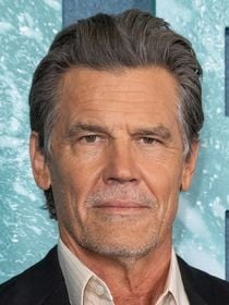 Josh Brolin a refusé de jouer dans cette série de science-fiction aux 160 millions de vues, mais il ne le regrette pas !