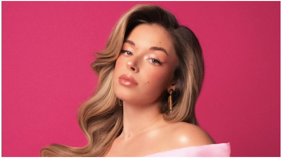 Emma (Star Academy) se lance avec "Barbie"