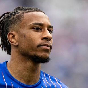 CDM 2026 : Michael Olise a un rituel sur le terrain, l'avez-vous repéré ?