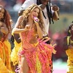 Des bidonvilles à la Coupe du monde : la belle histoire des enfants qui ont dansé avec Shakira hier soir