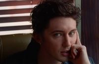 Troye Sivan dévoile She's the Best.