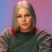 Louane enchaîne avec "La pluie" : le clip !