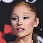 Ce n'était pas prévu, Ariana Grande abandonne le projet que ses fans attendaient tous